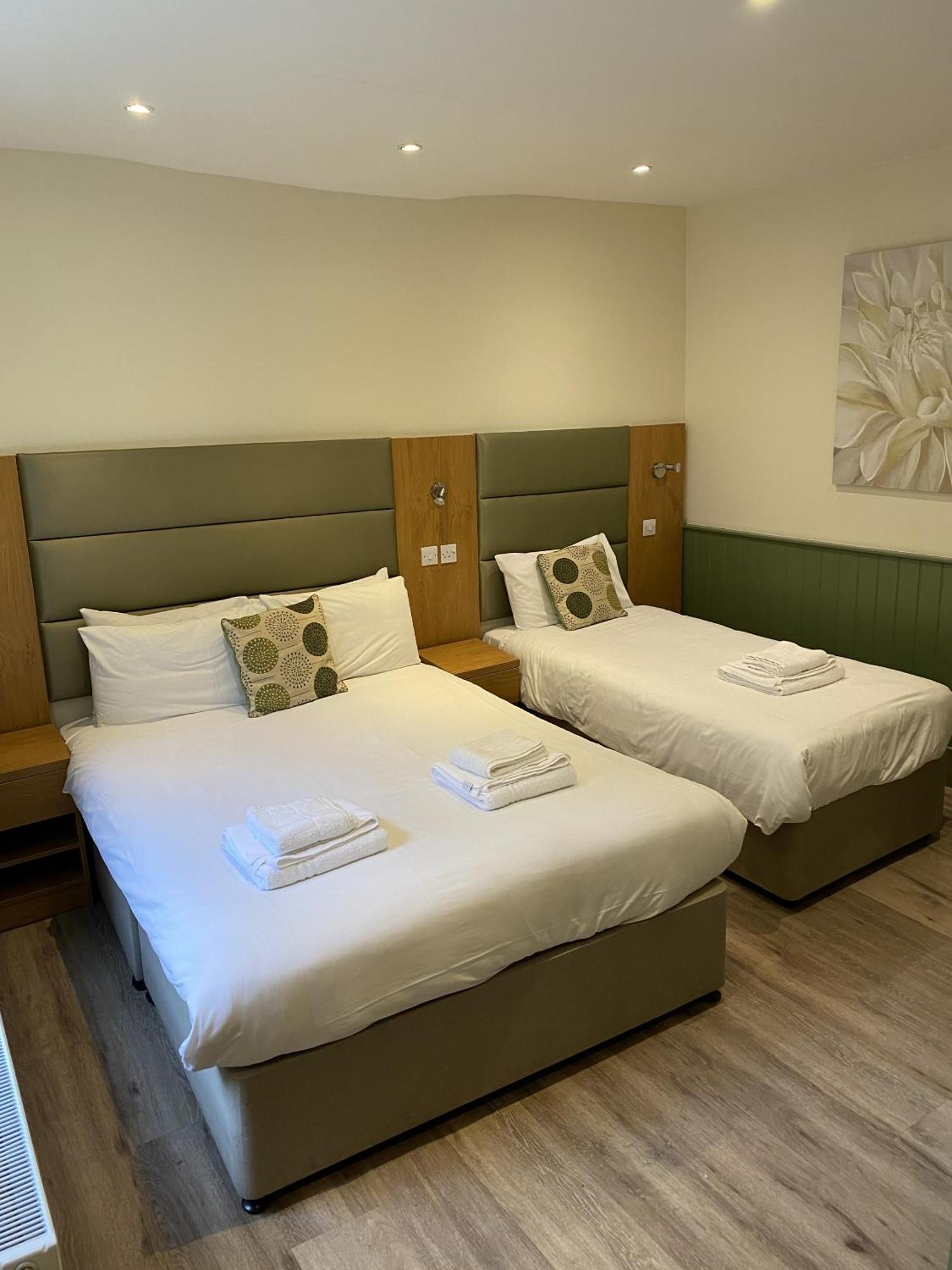 New Inn Hotel Lechlade Ruang foto